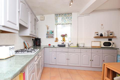 1 Ashdale Road, Tonypandy, CF40 1RT
