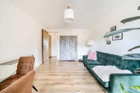 12 Woodrush Close, London, SE14 6DJ