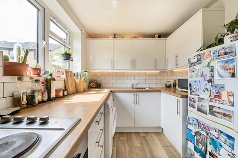 12 Woodrush Close, London, SE14 6DJ