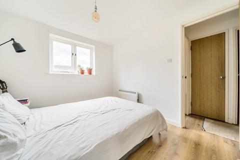 12 Woodrush Close, London, SE14 6DJ