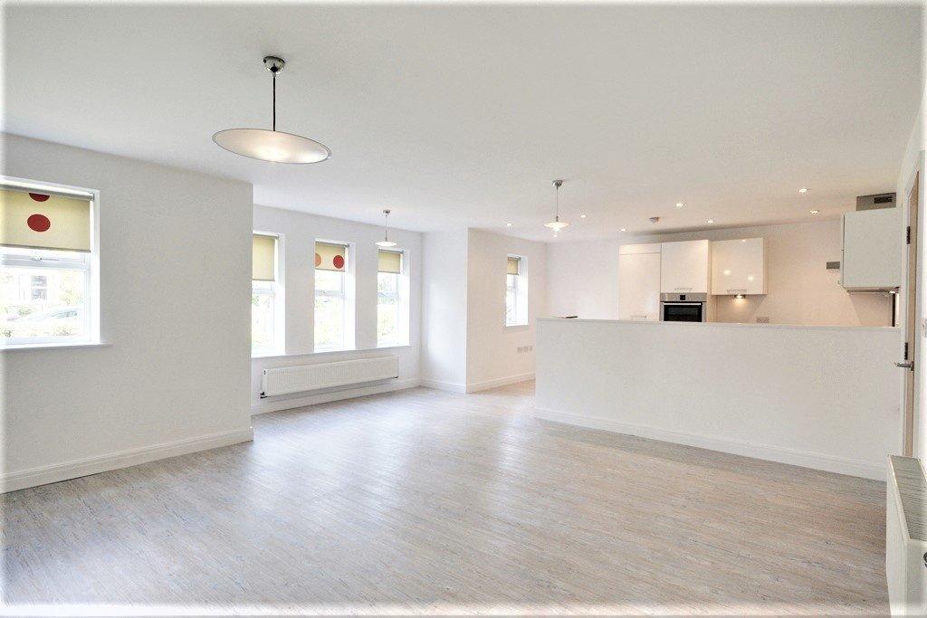 Aughton Road, Birkdale, Southport, Merseyside, PR8 2 bed apartment for