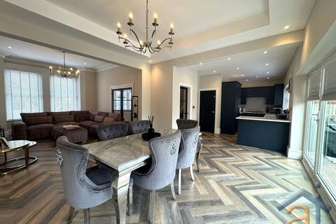 4 bedroom detached house for sale, Mill Lane, Southport, PR9