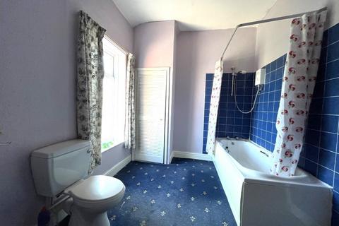 65 Compton Road, Southport, PR8 4EG