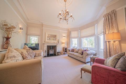 7 bedroom semi-detached house for sale, Granville Road, Dorridge, B93