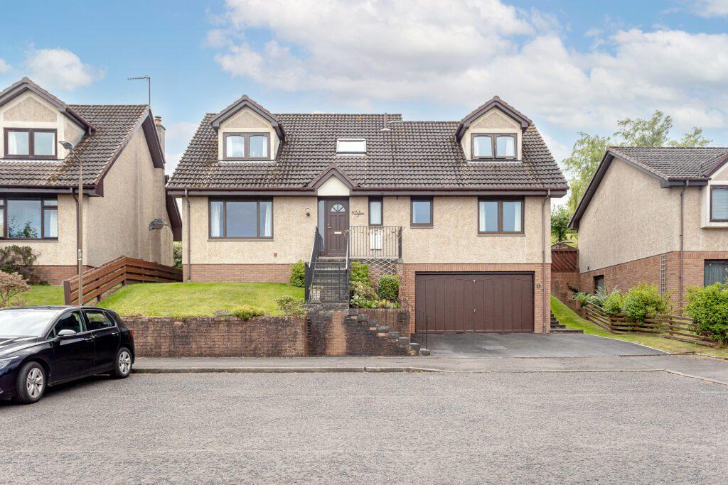 Kilglen, Drummond Place, Gargunnock, FK8 4 bed detached house for sale