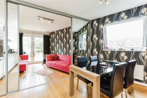 1, George Court Norstead Place, London, SW15 3SA