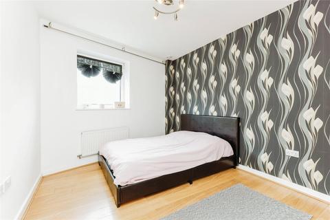 1, George Court Norstead Place, London, SW15 3SA