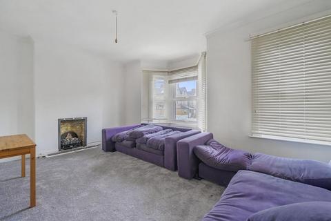 2b Agnew Road, London, SE23 1DJ