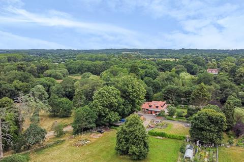 5 bedroom detached house for sale, CHOBHAM