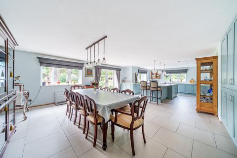 5 bedroom detached house for sale, CHOBHAM