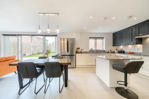 10 Abingworth Crescent, Thakeham, Pulborough, RH20 3GW