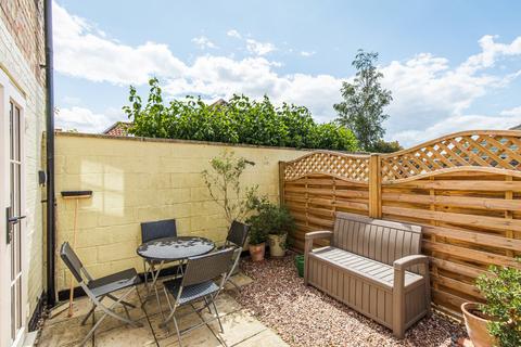 3 bedroom cottage for sale, Ringstead
