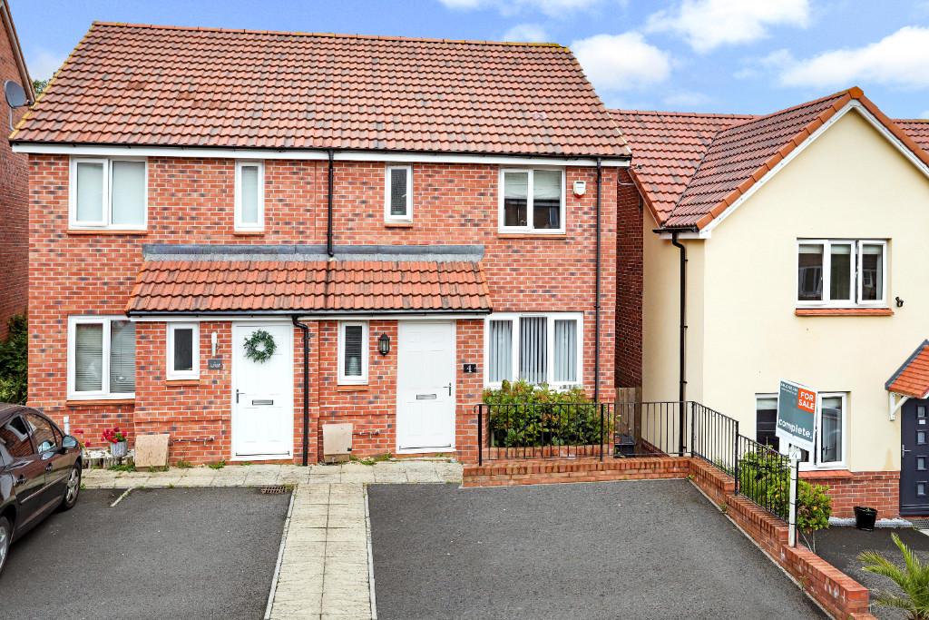 Alfriston Road, Paignton 3 bed semidetached house for sale £250,000