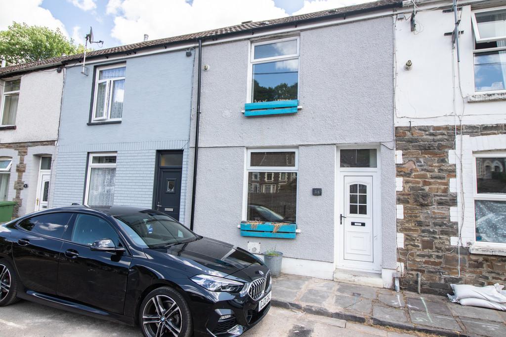 Sion Street, Pontypridd 2 bed terraced house £115,000