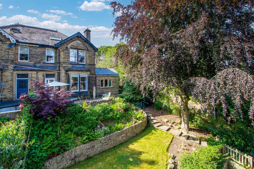 Cooper Lane, Holmfirth 4 bed semidetached house for sale £500,000
