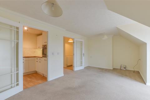 1 bedroom apartment for sale, Saffron Lodge, Radwinter Road, Saffron Walden, Essex, CB11