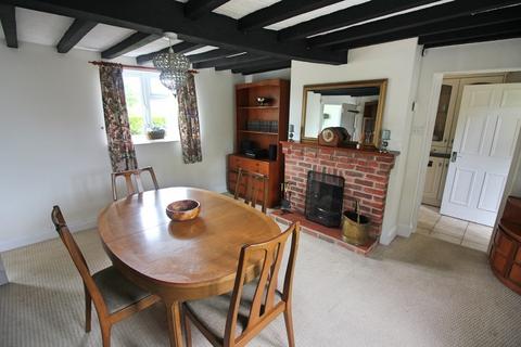 2 bedroom cottage for sale, Main Street, Tugby, Leicester