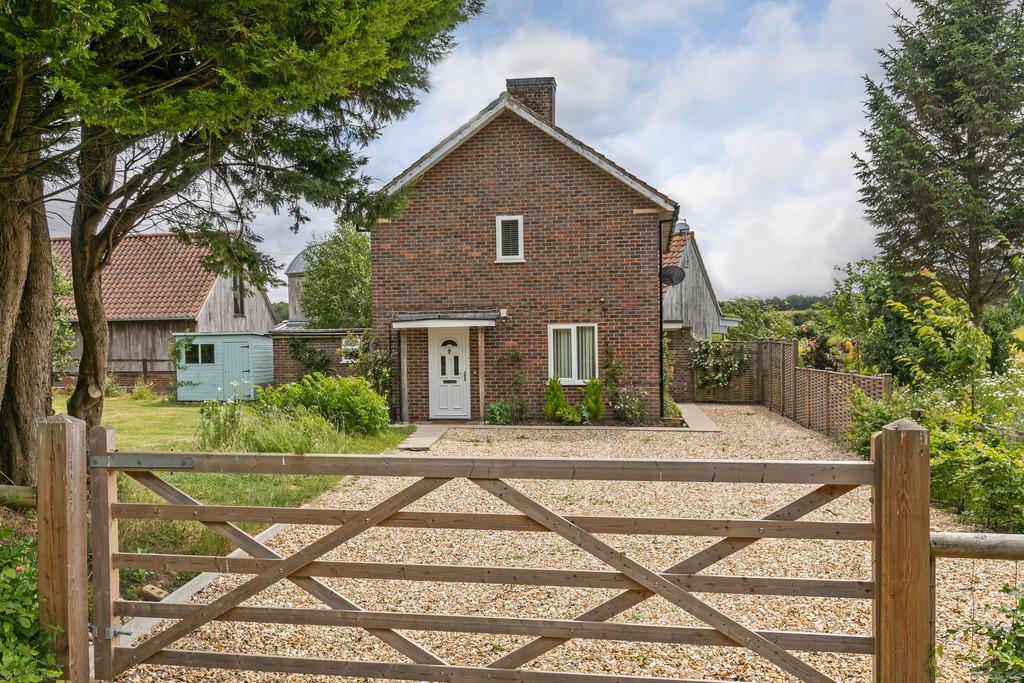 Belgarum - 1 New Cottages, Hunton Grange SO21 3 QA-