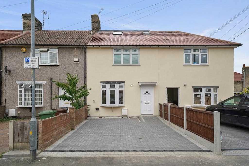 Chaplin Road, Dagenham, Dagenham 3 bed terraced house for sale £489,950