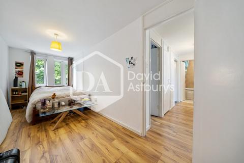 4 bedroom apartment to rent, Weedington Road, Kentish Town, London