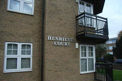 2 bedroom apartment to rent, Flat 4 Henrietta House, 52 Station Road, New Barnet, Herts, EN5