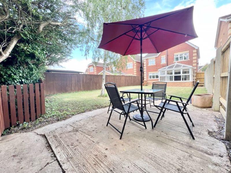 Patio area to garden