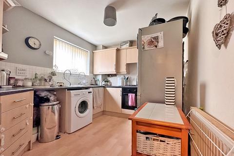 2 bedroom apartment for sale, Bean Drive, Tipton