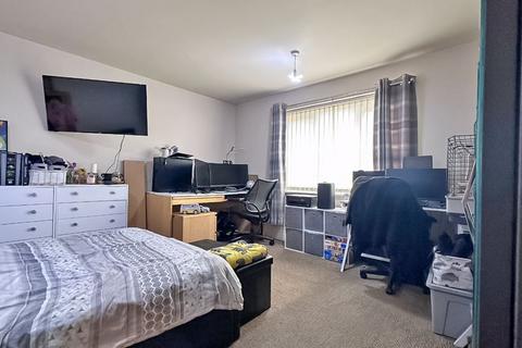 2 bedroom apartment for sale, Bean Drive, Tipton