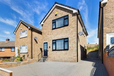 3 bedroom detached house for sale, Bunkers Lane, Batley, WF17