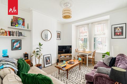 Ground Floor Flat, 10 Whippingham Road, Brighton, BN2 3PG
