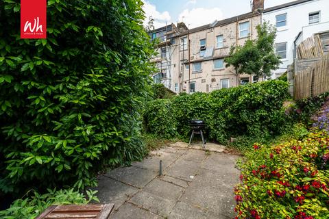 Ground Floor Flat, 10 Whippingham Road, Brighton, BN2 3PG