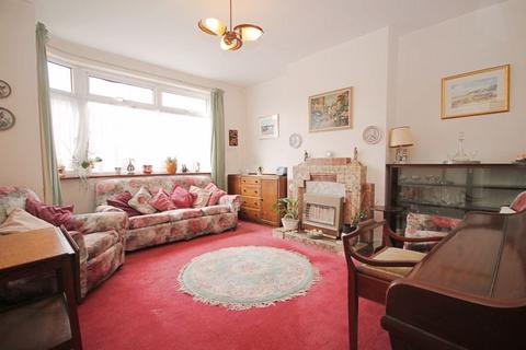 26 Park Mead, Harrow, HA2 8NQ