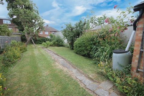 26 Park Mead, Harrow, HA2 8NQ