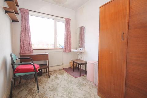 26 Park Mead, Harrow, HA2 8NQ