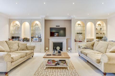 30 Carbone Hill, Northaw, Potters Bar, EN6 4PN