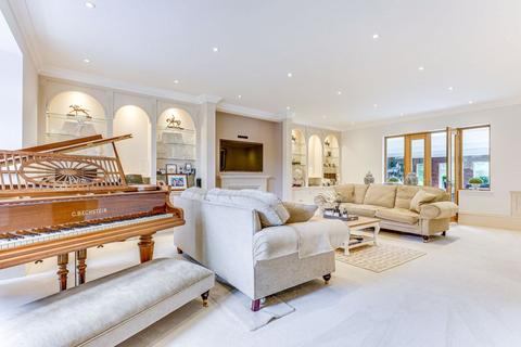 30 Carbone Hill, Northaw, Potters Bar, EN6 4PN