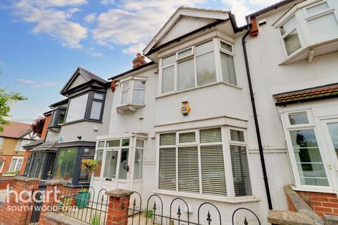 4 bedroom terraced house for sale, Maybank Avenue, South Woodford