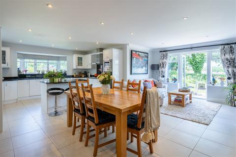 1 Jenkinson Gardens, Inkberrow, Worcester, WR7 4HL