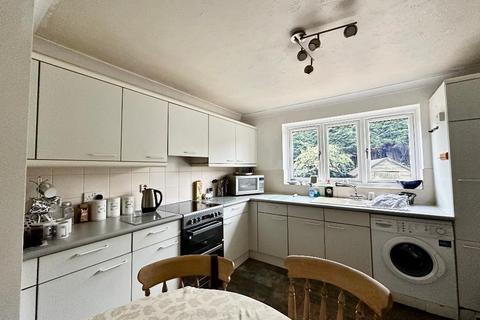 5 Beverley Gardens, Clophill, Bedford, MK45 4BD