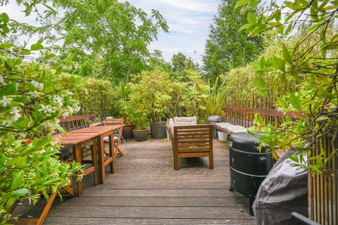 First Floor Flat, 18 Frithville Gardens, London, W12 7JN