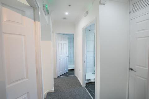 1 bedroom in a house share to rent, Witard Road - UFL