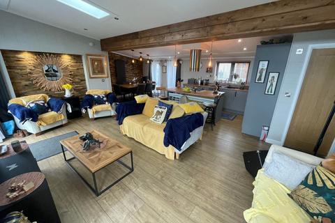 3 bedroom lodge for sale, Ocean Heights Leisure Park, Maenygroes, New Quay, SA45