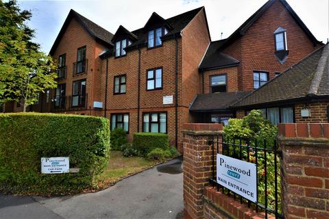 1 bedroom flat for sale, Pinewood Court, Fleet GU51