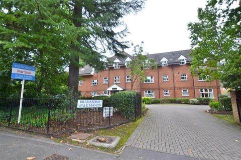 2 bedroom apartment for sale, Branksomewood Road, Fleet GU51