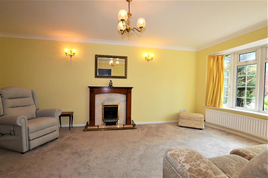 Livingroom.JPG