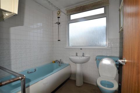 1 Denning Close, Fleet, GU52 7SP