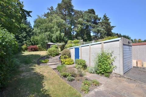 2 bedroom semi-detached bungalow for sale - Grenville Drive, Fleet GU51