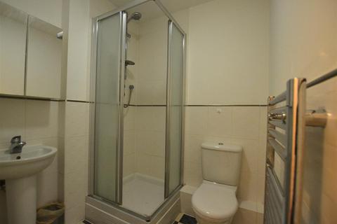 17 Bramshott Place, Fleet, GU51 4QF