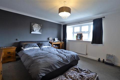 21 Castle Street, Fleet, GU52 7ST