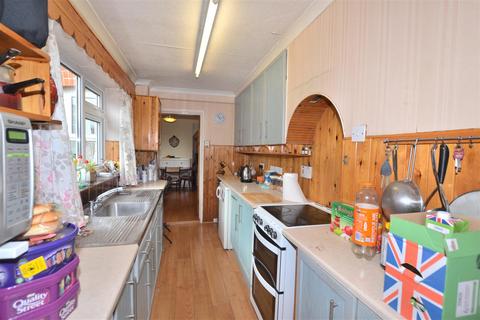 75 Connaught Road, Fleet, GU51 3LP